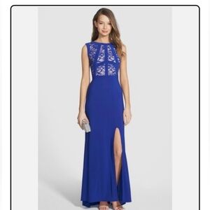 Morgan &Co, Royal Blue Nude Lace Bodice  Fit &
Flare Gown Size 4 Cocktail